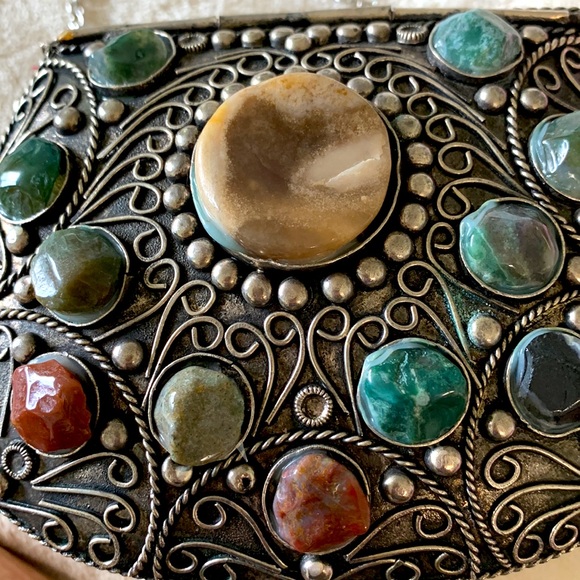 Vintage Sakai Metal Purse with Multicolor Agate Stones and Silver Chain Strap - Picture 11 of 12
